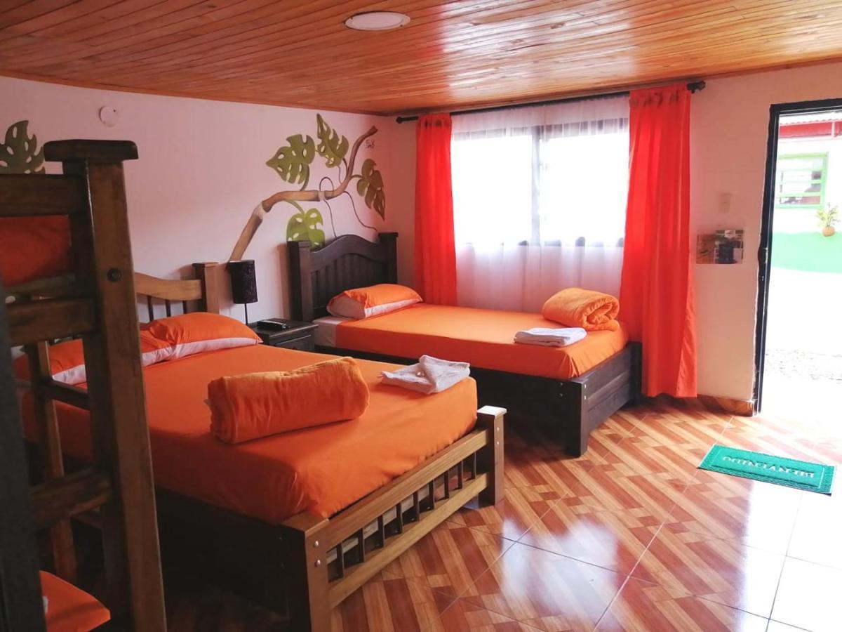 Finca Turistica Santa Clara Hostel Calarcá Buitenkant foto